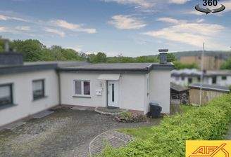 DHH mit Garten und Stellplätzen in Neheim!