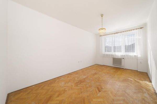 1737379098_HSdEyRY75n