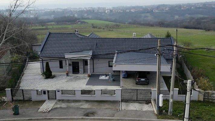 da3e6c67-c01d-4d1f-a483-c032495b6a4f