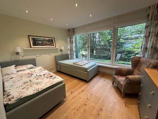 Schlafzimmer (Erdgeschoss)