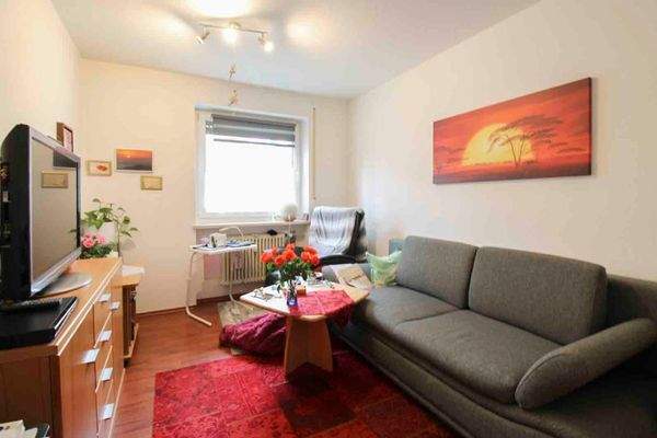 84b33612-e1ae-49c4-b25a-60f7a2bd2ce4