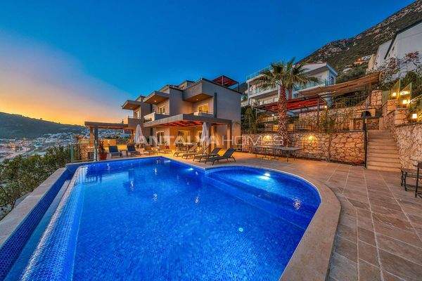 4-Bedroom Luxury Villa with Infinity Pool in Kalkan Antalya