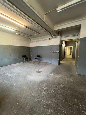 Perspektive aus der Eingangstür in die Ladenfläche