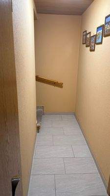 Flur zum Souterain.jpg