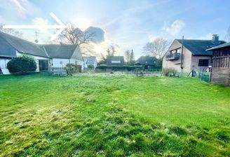 Grundstück_Blick zur Straße