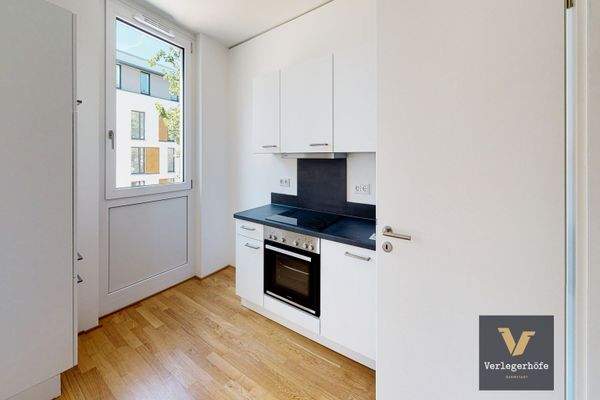 Voll ausgestattete Einbauküche