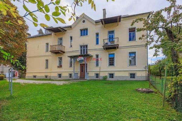 Rückseite mit Garten