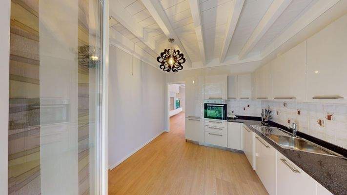 EB-035-367-Villino-in-residence-Padenghe-sul-Garda