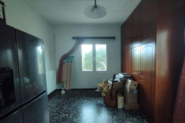 Kreta, Vamvakopoulo: Charmantes Haus in ruhiger Lage nahe der Stadt zu verkaufen