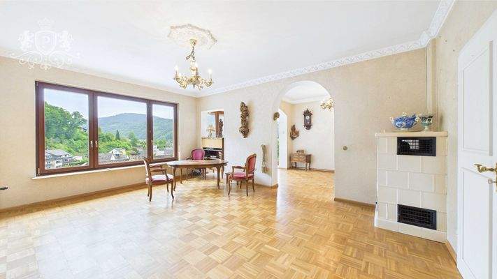 CAM01984G0-PR0473-STILL006