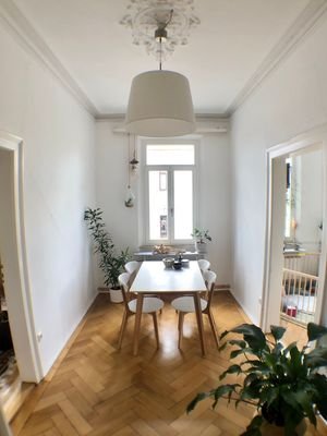 Sanierte Altbau-Liebhaber-Wohnung in Fürth!