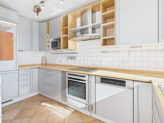 Gepflegte Einbauküche inklusive