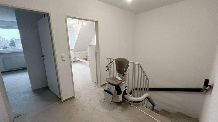 Flur mit Treppenlift