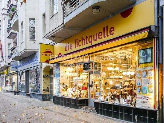 Straßenansicht Ladenflächen