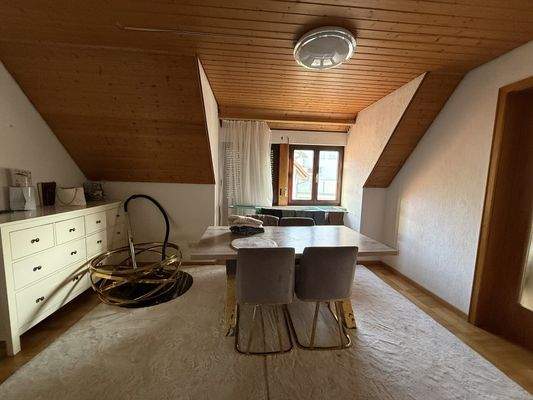 Wohnung Dachgeschoss 1