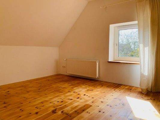 Schlafzimmer 1 im Dachgeschoss
