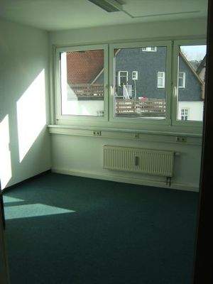 Beispiel Büro mit Teppichboden