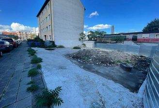 Grundstück Vorderansicht