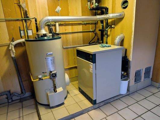 Vaillant Heizungsanlage im Keller