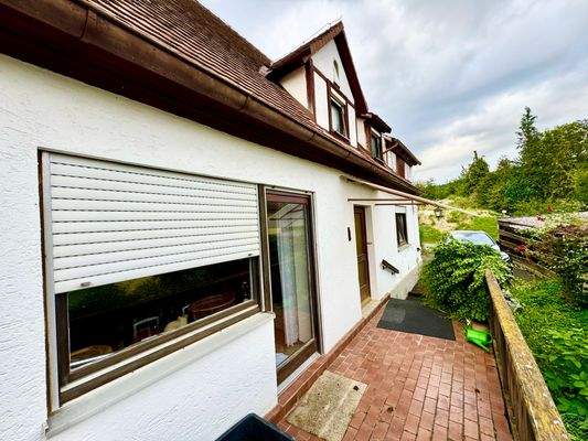 Eingang/ Seitenansicht