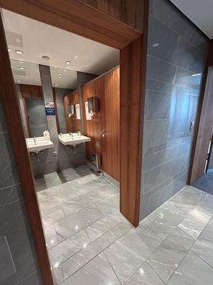 Sanitärbereich 6.OG West