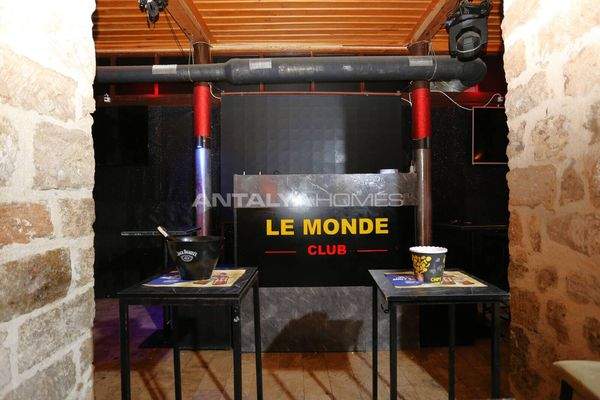 Commercial in a Lively Area of Kaleiçi Antalya