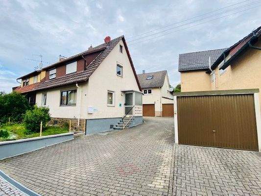 O10 Straßenansicht.jpg