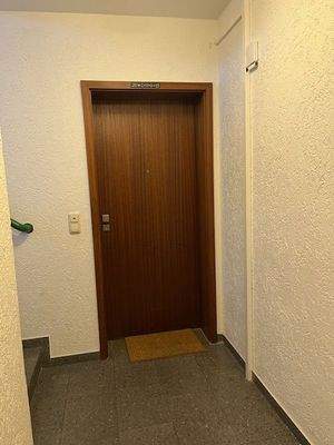 Eingang-Wohnung 