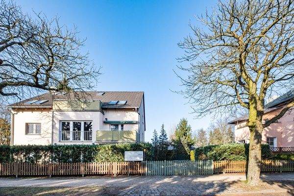 Hausansicht Straßenseite