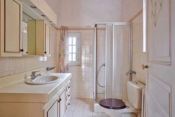 Salle de bain 1.1.jpg