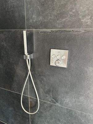 Hochwertige Badamaturen