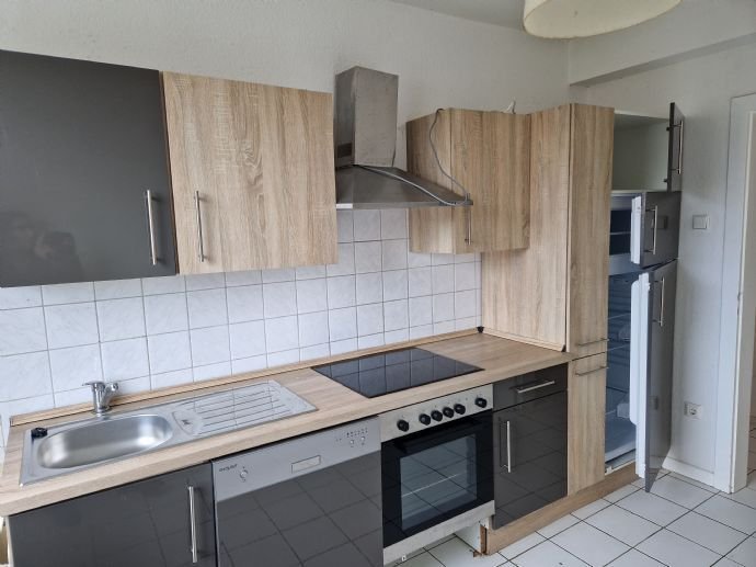 Großzügige helle 2 Zimmer Whg