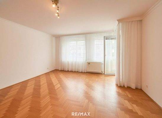 Wohnzimmer ohne Möblierung