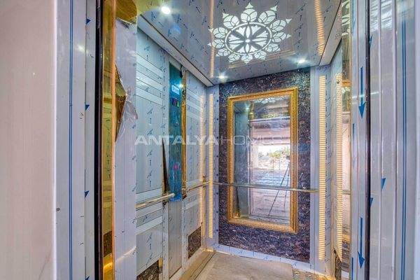 Manor House with Private Pool Near Beach in Kargicak Alanya