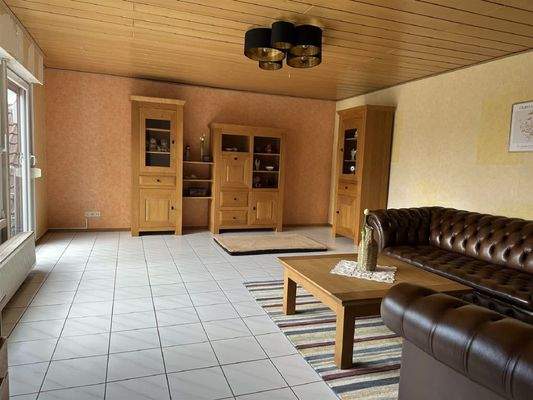 großes Wohnzimmer Erdgeschoss