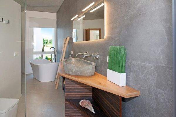 6c50b860-603f-4843-a07f-088fdaee3f58