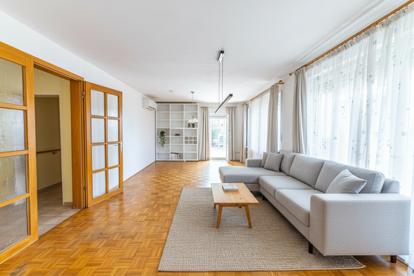 EFH Bogen Visualisierung Wohnzimmer