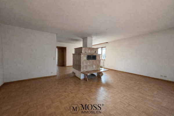 Wonzimmer mit Kachelofen 