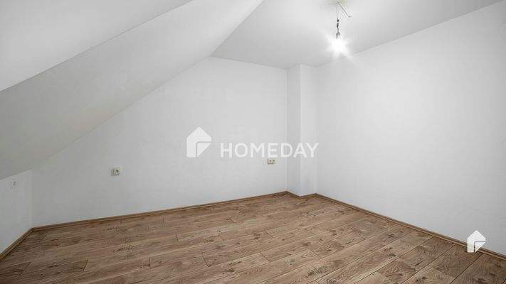 1. OG Schlafzimmer 2