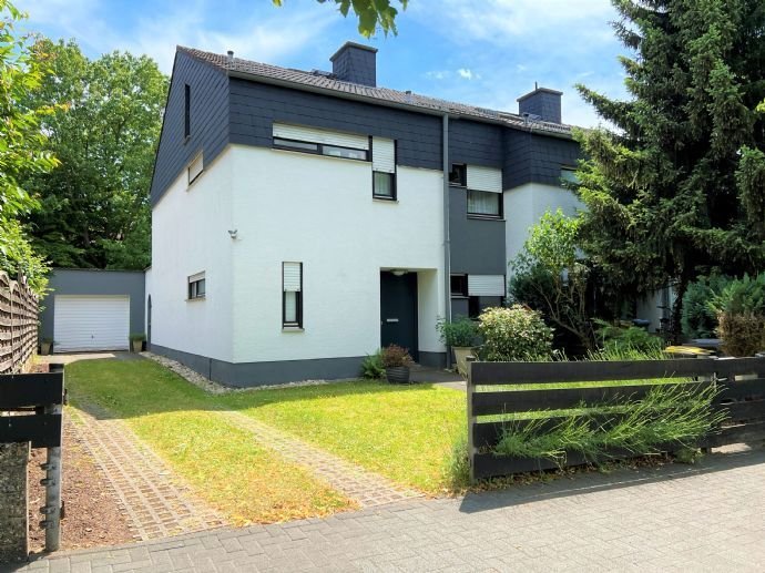***Traumhaftes Reihenendhaus für die Familie mit ca. 155 m² Wohnfläche in zentraler Lage von Gießen - Garage / ausgebautes DG***
