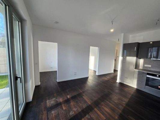 Wohnzimmer, offene Küche