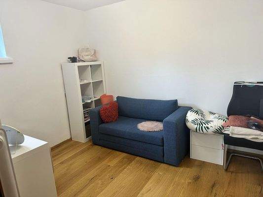 Schlafzimmer_3_Nebenzimmer_UG 