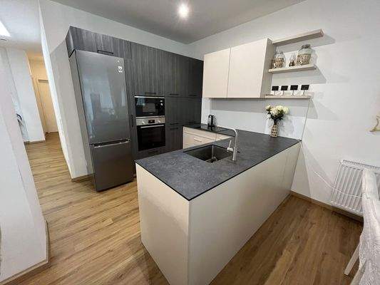 Küche Wohnung rechts