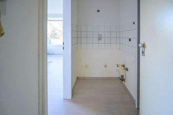 Eingangsbereich mit Aussparung für eine Küche