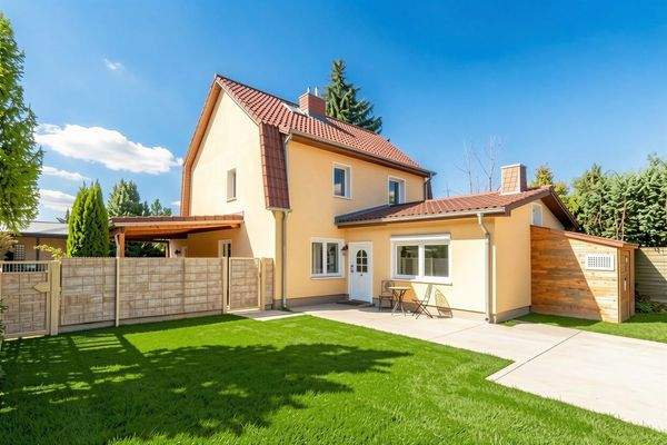 Rückansicht - (KI optimiert)