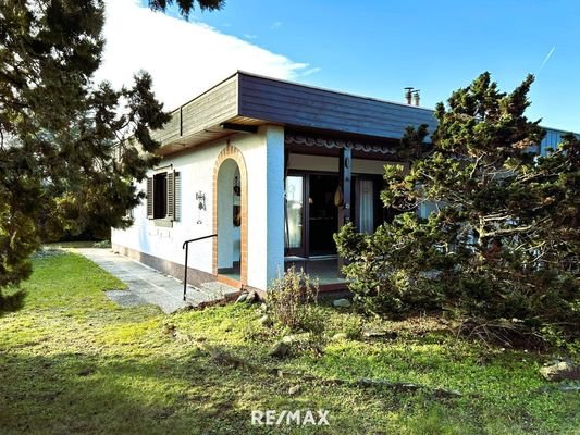 1 Haus Gartenseite