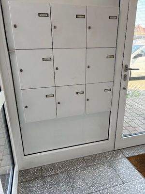 moderne Briefkastenanlage