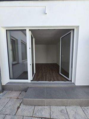 Eingang Wohnzimmer/Innenhof