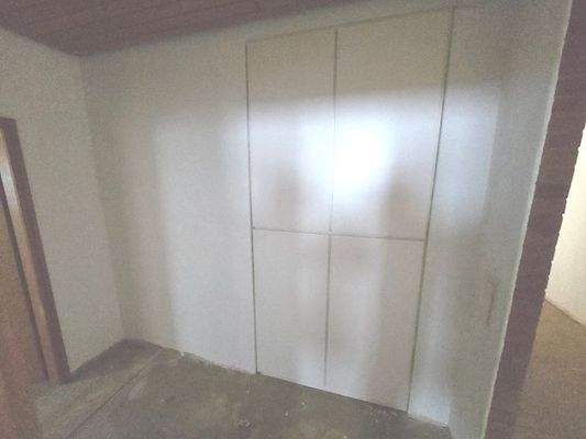 WE1 Flurbereich Schlafräume mit Einbauschränken B2