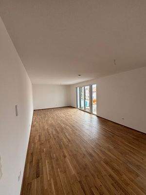 Helle Wohnung mit Holzboden